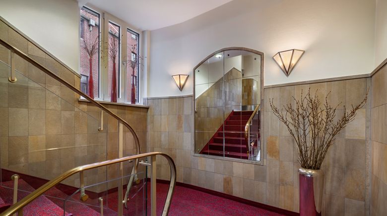 <b>Select Hotel Tiefenthal Hamburg Lobby</b>. Images powered by <a href="https://leonardo.com/" title="Leonardo Worldwide" target="_blank">Leonardo</a>.