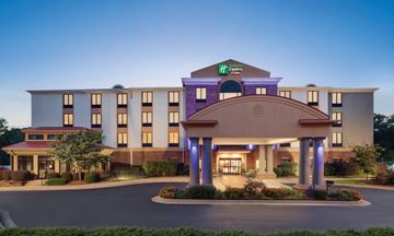 Holiday Inn Express Lavonia