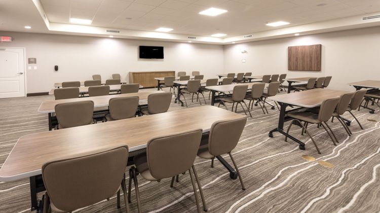 Staybridge Suites Airport Area-Tyvola Meeting