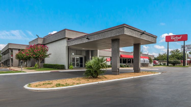 Red Roof Inn Lewisville Exterior
