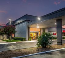 Red Roof Inn Lewisville Exterior