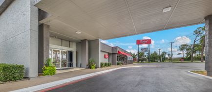 Red Roof Inn Lewisville Exterior