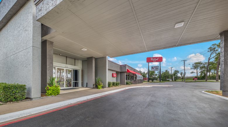 <b>Red Roof Inn Lewisville Exterior</b>. Images powered by <a href="https://www.leonardoworldwide.com/" title="Leonardo Worldwide" target="_blank">Leonardo</a>.