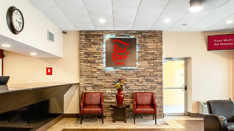 Red Roof Inn Slidell Lobby