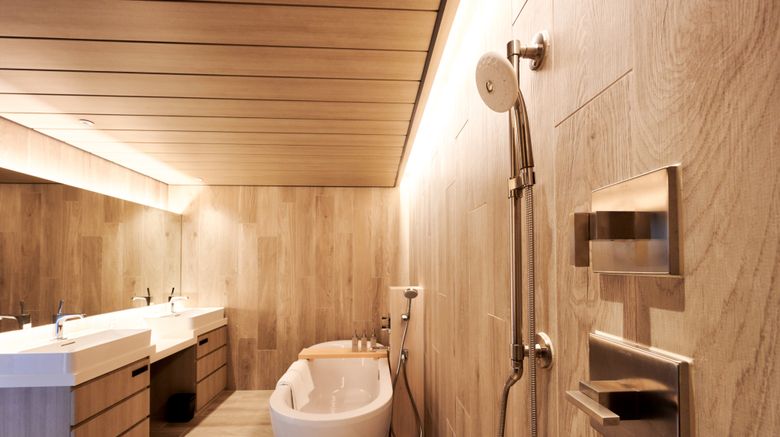 <b>The Tower Hotel Nagoya Room</b>. Images powered by <a href="https://www.leonardoworldwide.com/" title="Leonardo Worldwide" target="_blank">Leonardo</a>.