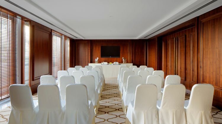 Taj Dubai Meeting