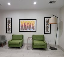 Holiday Inn Express/Stes Vidor South Lobby