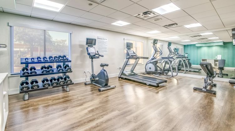 Holiday Inn Express/Stes Longview North Health Club