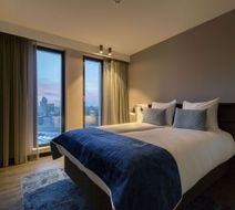 Postillion Hotel & Convention Center Room