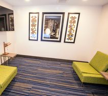 Holiday Inn Express Hinton Lobby