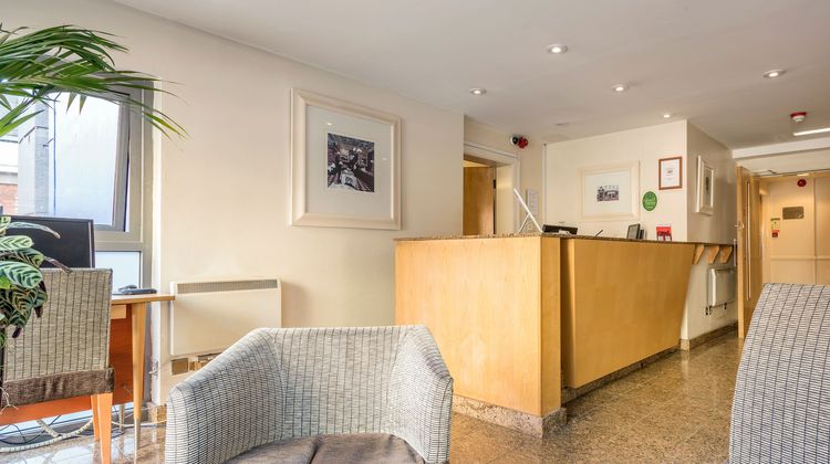 Holyrood Aparthotel Exterior