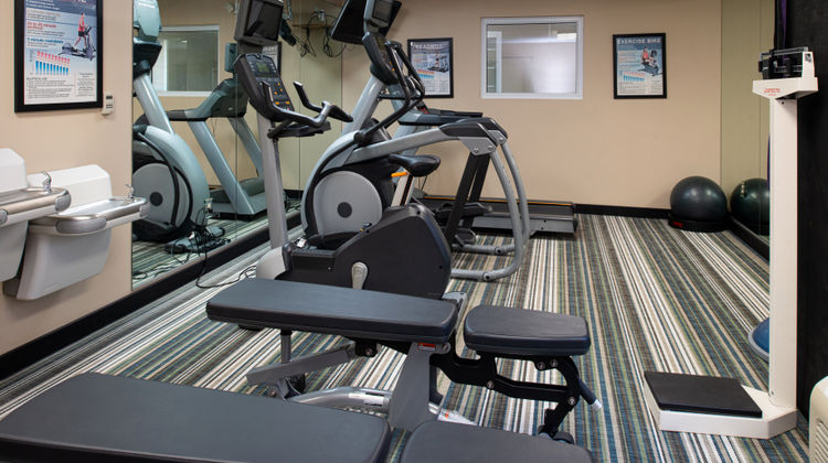 Candlewood Suites Olathe Health Club