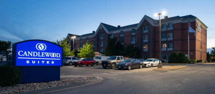Candlewood Suites Olathe Exterior