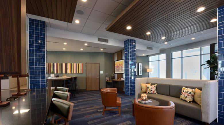 <b>Holiday Inn Express/Stes North-Woodlands Lobby</b>. Images powered by <a href="https://www.leonardoworldwide.com/" title="Leonardo Worldwide" target="_blank">Leonardo</a>.