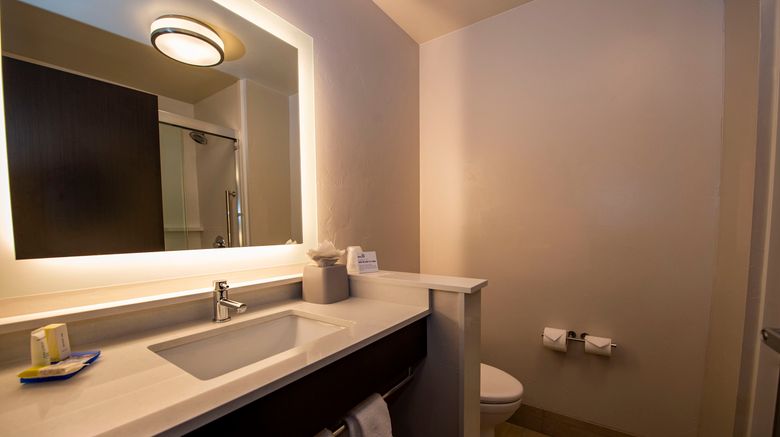 <b>Holiday inn Express & Stes AFA Northgate Room</b>. Images powered by <a href="https://www.leonardoworldwide.com/" title="Leonardo Worldwide" target="_blank">Leonardo</a>.