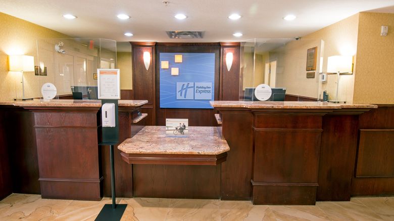 <b>Holiday Inn Express Hotel & Suites Edson Lobby</b>. Images powered by <a href="https://www.leonardoworldwide.com/" title="Leonardo Worldwide" target="_blank">Leonardo</a>.