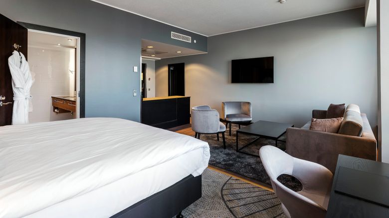 <b>Crowne Plaza Helsinki-Hesperia Suite</b>. Images powered by <a href="https://www.leonardoworldwide.com/" title="Leonardo Worldwide" target="_blank">Leonardo</a>.