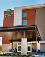 Holiday Inn Express & Suites Tropicana
