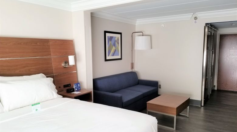 <b>Holiday Inn Express Columbia NE Room</b>. Images powered by <a href="https://www.leonardoworldwide.com/" title="Leonardo Worldwide" target="_blank">Leonardo</a>.