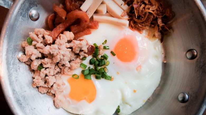 <b>Hotel Indigo Bangkok Wireless Road Restaurant</b>. Images powered by <a href="https://www.leonardoworldwide.com/" title="Leonardo Worldwide" target="_blank">Leonardo</a>.