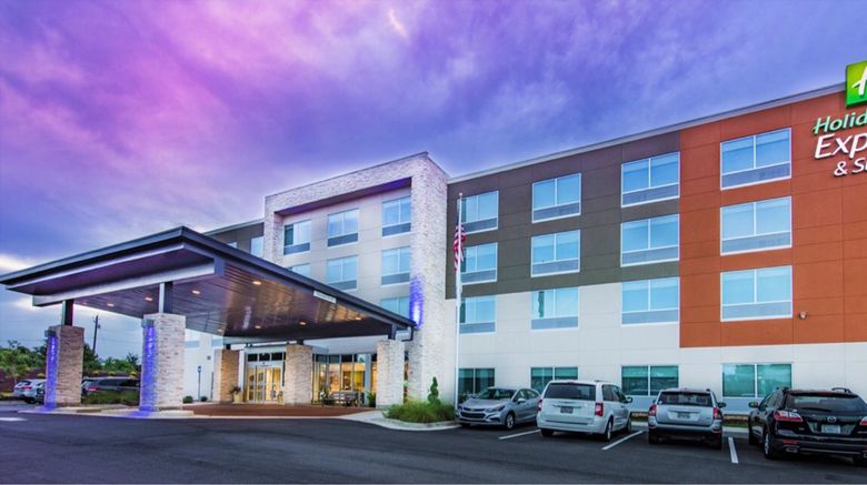 Holiday Inn Express/Suites Milledgeville Exterior. Images powered by <a href="https://www.leonardoworldwide.com" target="_blank" rel="noopener">Leonardo</a>.