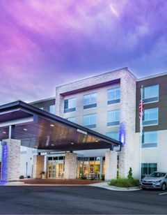 Holiday Inn Express/Suites Milledgeville