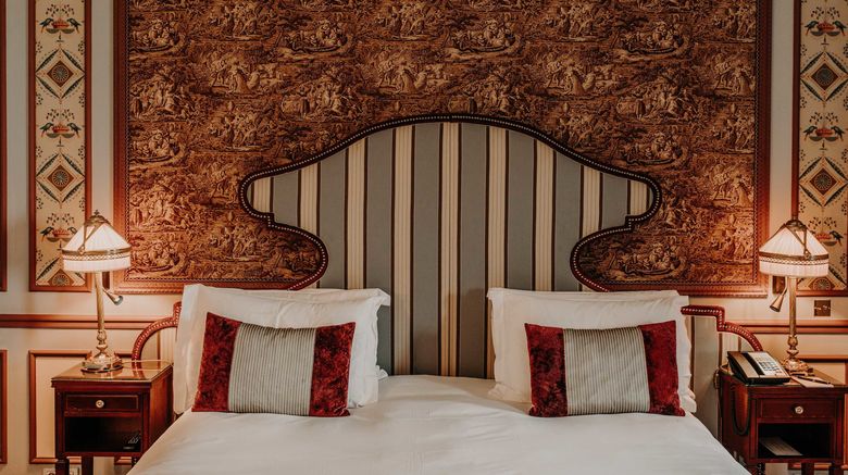<b>InterContinental Bordeaux Le Grand Hotel Suite</b>. Images powered by <a href="https://www.leonardoworldwide.com/" title="Leonardo Worldwide" target="_blank">Leonardo</a>.
