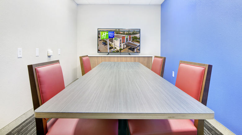 <b>Holiday Inn Express/Stes Longview North Meeting</b>. Images powered by <a href="https://www.leonardoworldwide.com/" title="Leonardo Worldwide" target="_blank">Leonardo</a>.