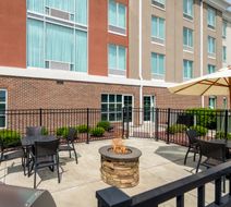 Holiday Inn Express Hotel & Suites Lobby