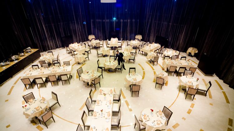 Holiday Inn Riyadh-Izdihar Airport Rd Restaurant