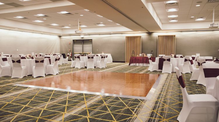 Holiday Inn Fredericksburg Conf Center Ballroom