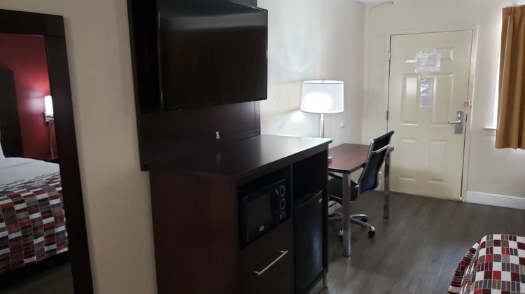 Red Roof Inn Kenner-New Orleans Airport Room