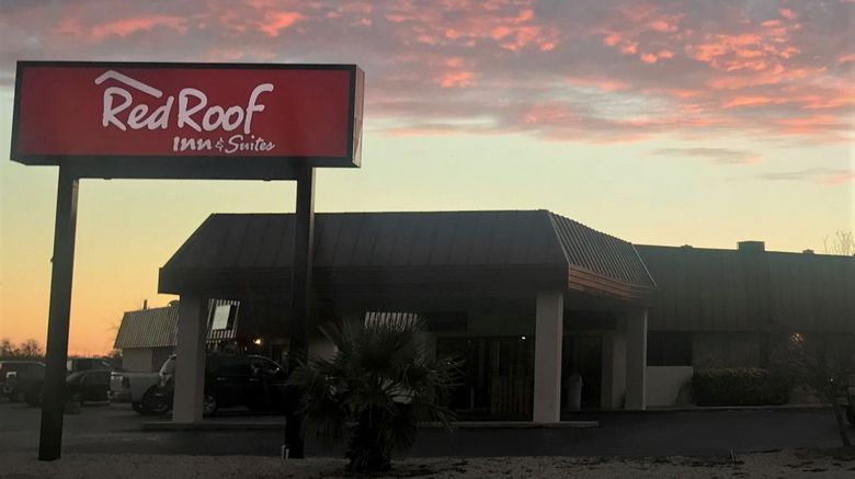 Red Roof Inn  and  Suites San Angelo Exterior. Images powered by <a href="https://www.leonardoworldwide.com" target="_blank" rel="noopener">Leonardo</a>.