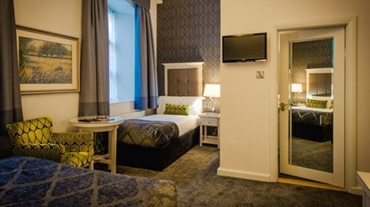 Hotel Isaacs Cork Room