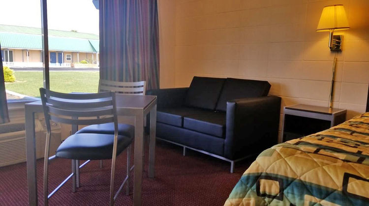 Scottish Inn Room