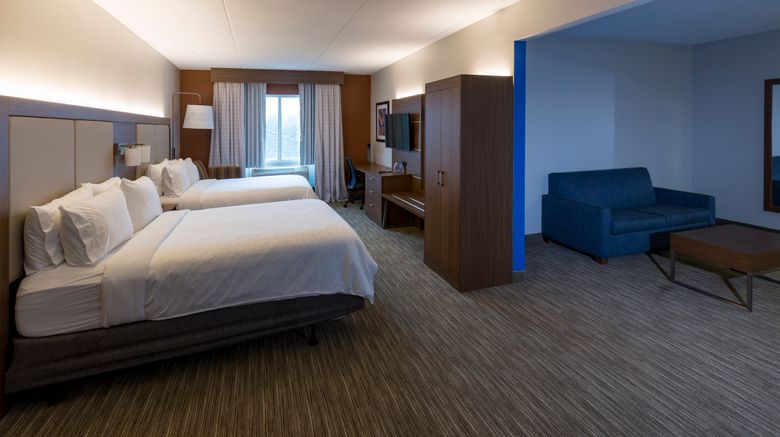 <b>Holiday Inn Express/Suites Louisville S Suite</b>. Images powered by <a href="https://www.leonardoworldwide.com/" title="Leonardo Worldwide" target="_blank">Leonardo</a>.