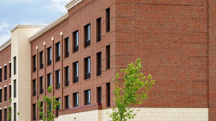 Holiday Inn Express & Suites Franklin Exterior