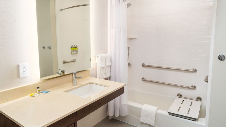 <b>Staybridge Suites Nashville Franklin Suite</b>. Images powered by <a href="https://www.leonardoworldwide.com/" title="Leonardo Worldwide" target="_blank">Leonardo</a>.