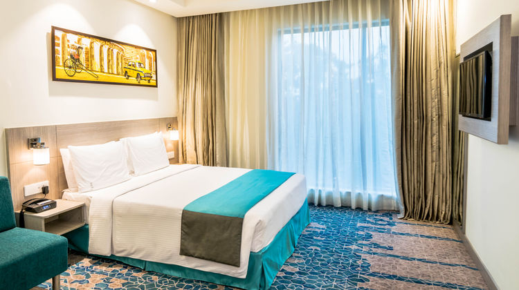 Holiday Inn Express Kolkata Airport Room