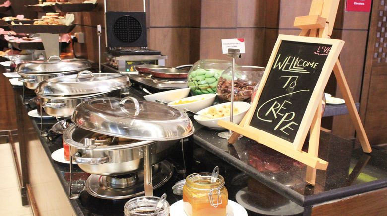 <b>Crowne Plaza Madinah Restaurant</b>. Images powered by <a href="https://www.leonardoworldwide.com/" title="Leonardo Worldwide" target="_blank">Leonardo</a>.
