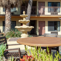 Studio City Court Yard Hotel
