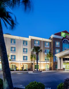 Holiday Inn Express Hotel & Suites