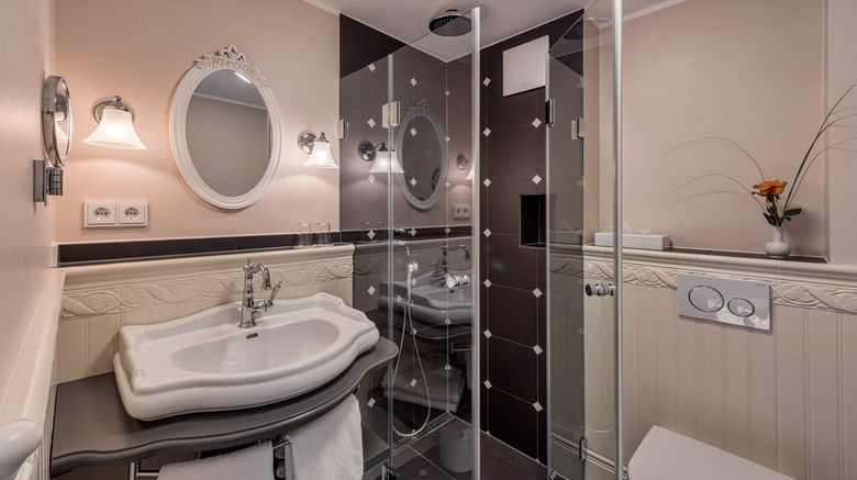 <b>Hotel Gasthof Schaefflerwirt Room</b>. Images powered by <a href="https://www.leonardoworldwide.com/" title="Leonardo Worldwide" target="_blank">Leonardo</a>.