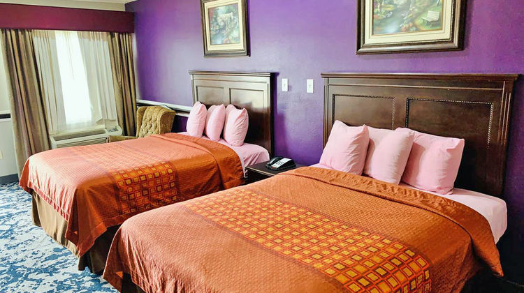 Scottish Inn & Suites Alvin Room