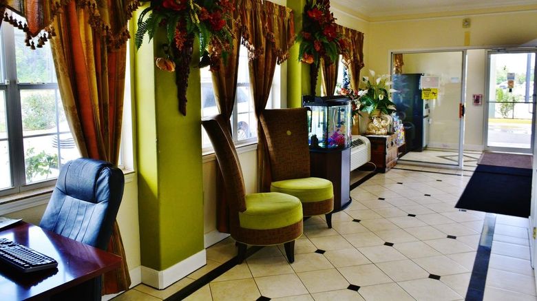 <b>Scottish Inn & Suites Alvin Lobby</b>. Images powered by <a href="https://www.leonardoworldwide.com/" title="Leonardo Worldwide" target="_blank">Leonardo</a>.