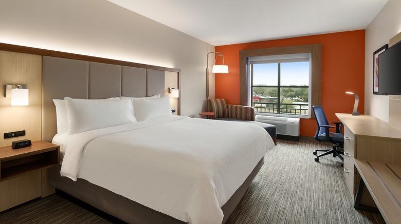 <b>Holiday Inn Express & Stes Mt Pleasant Room</b>. Images powered by <a href="https://www.leonardoworldwide.com/" title="Leonardo Worldwide" target="_blank">Leonardo</a>.