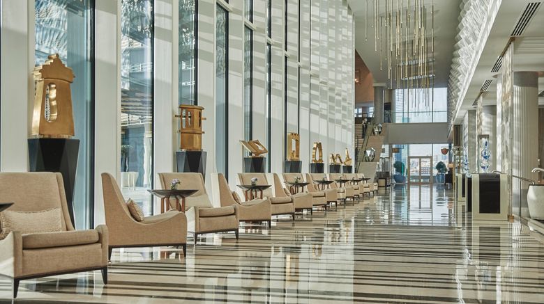 <b>Four Seasons Abu Dhabi Lobby</b>. Images powered by <a href="https://www.leonardoworldwide.com/" title="Leonardo Worldwide" target="_blank">Leonardo</a>.
