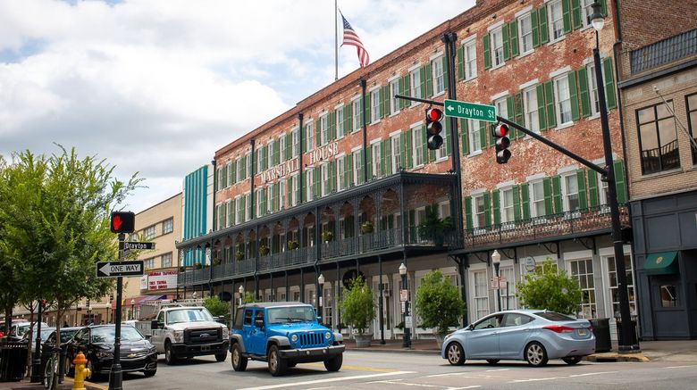 <b>The Marshall House Exterior</b>. Images powered by <a href="https://www.leonardoworldwide.com/" title="Leonardo Worldwide" target="_blank">Leonardo</a>.