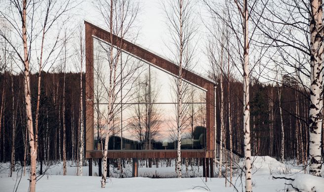Arctic Bath Exterior