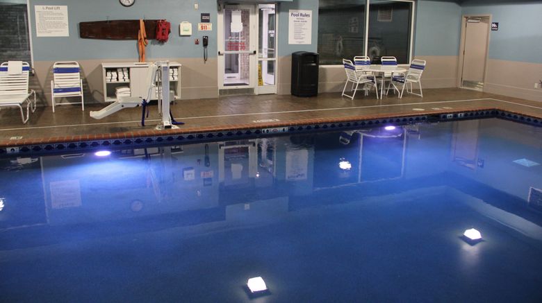 <b>Holiday Inn Express Hotel & Suites Pool</b>. Images powered by <a href="https://www.leonardoworldwide.com/" title="Leonardo Worldwide" target="_blank">Leonardo</a>.
